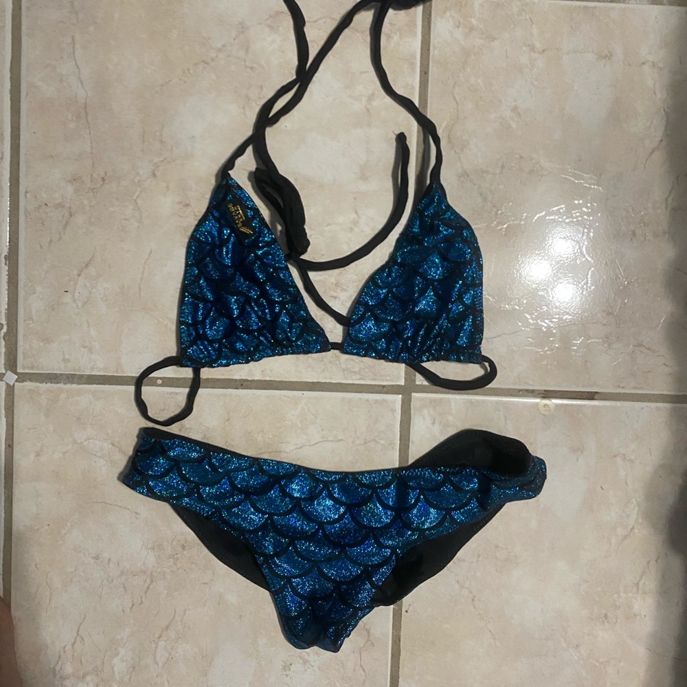 Savage swim